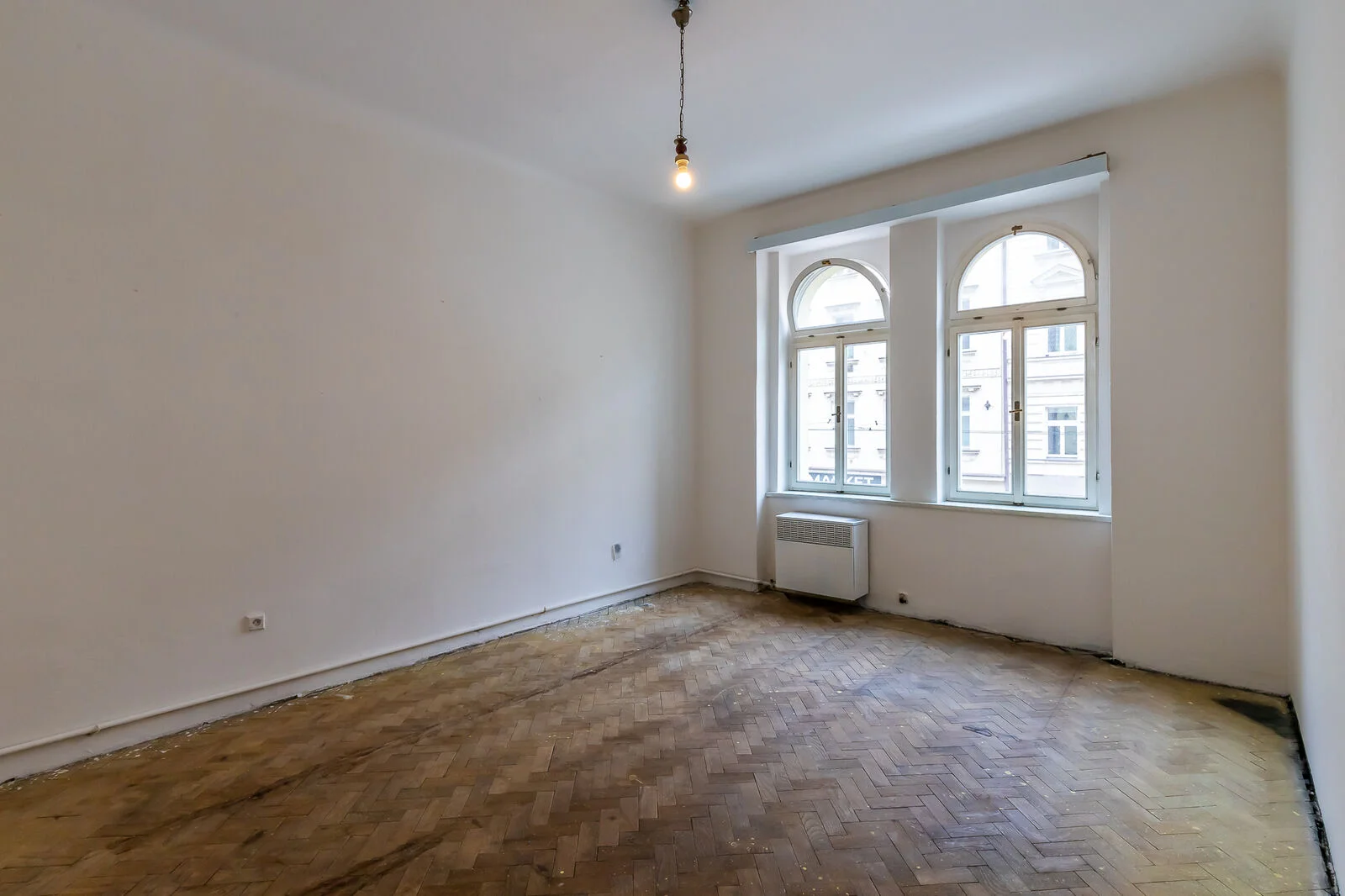 Virtuální home staging nemovitostí – Pokoj – původní stav