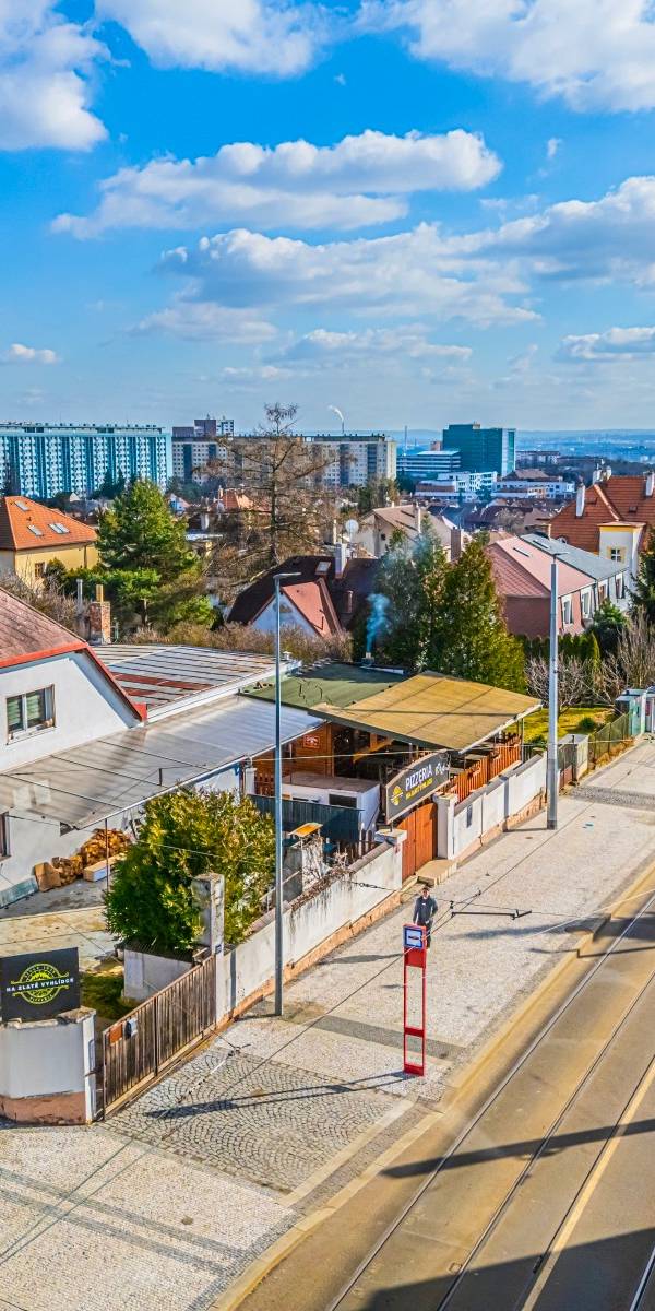 Rodinný dům s širším spektrem využití. Praha 8, Kobylisy, ul. Klapkova